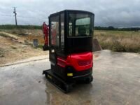 Mini-pelle HT20