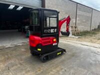 Mini-pelle HT20