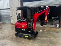 Mini-pelle HT20
