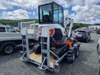 Bobcat E27Z (2023) – Mini Pelle 2,7T – 1h – Avec Remorque ECIM 3T5 + BRH Furukawa