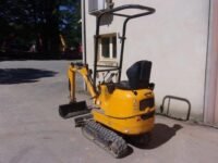 JCB 8008 (2017) – Mini Pelle 900 kg – 2 104 h – Ultra-Compacte