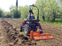 Tracteur agricole TAFE-6028