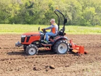Tracteur agricole TAFE-6028