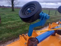 gyrobroyeur bomford tri blade 4000 lames double sens roues de jauge